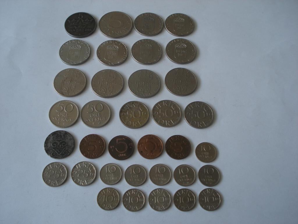 35 munten Zweden / Sverige, Ophalen of Verzenden, Overige landen, Setje