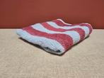Mooie rood-witte handdoek - Gratis af te halen!, Ophalen