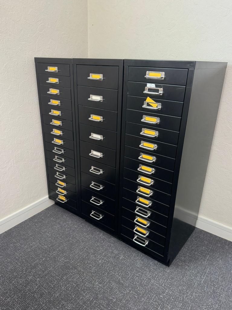 Drie Archief Ladekasten - Zwart Metaal, Huis en Inrichting, Kasten | Ladekasten, Ophalen, Gebruikt, 5 laden of meer, 100 tot 150 cm