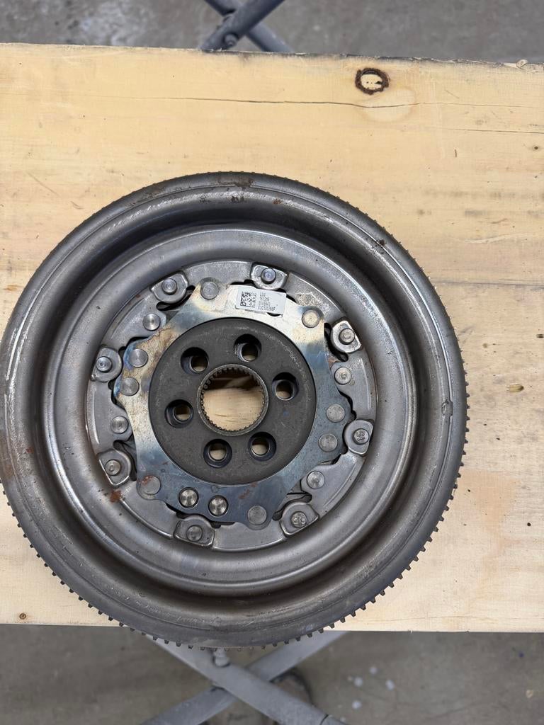 Massa vliegwiel voor diverse VAG modellen - 03C105266F, Ophalen, Gebruikt, Volkswagen