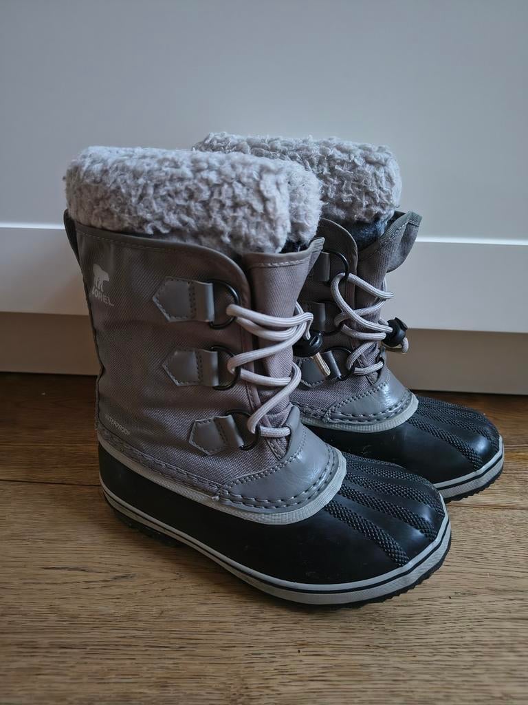 Sorel Snowboots Maat 33, Kinderen en Baby's, Kinderkleding | Schoenen en Sokken, Gebruikt, Jongen of Meisje, Ophalen of Verzenden