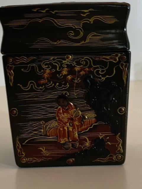 papier maché lakdoosje Japan China, Antiek en Kunst, Antiek | Woonaccessoires, Ophalen of Verzenden