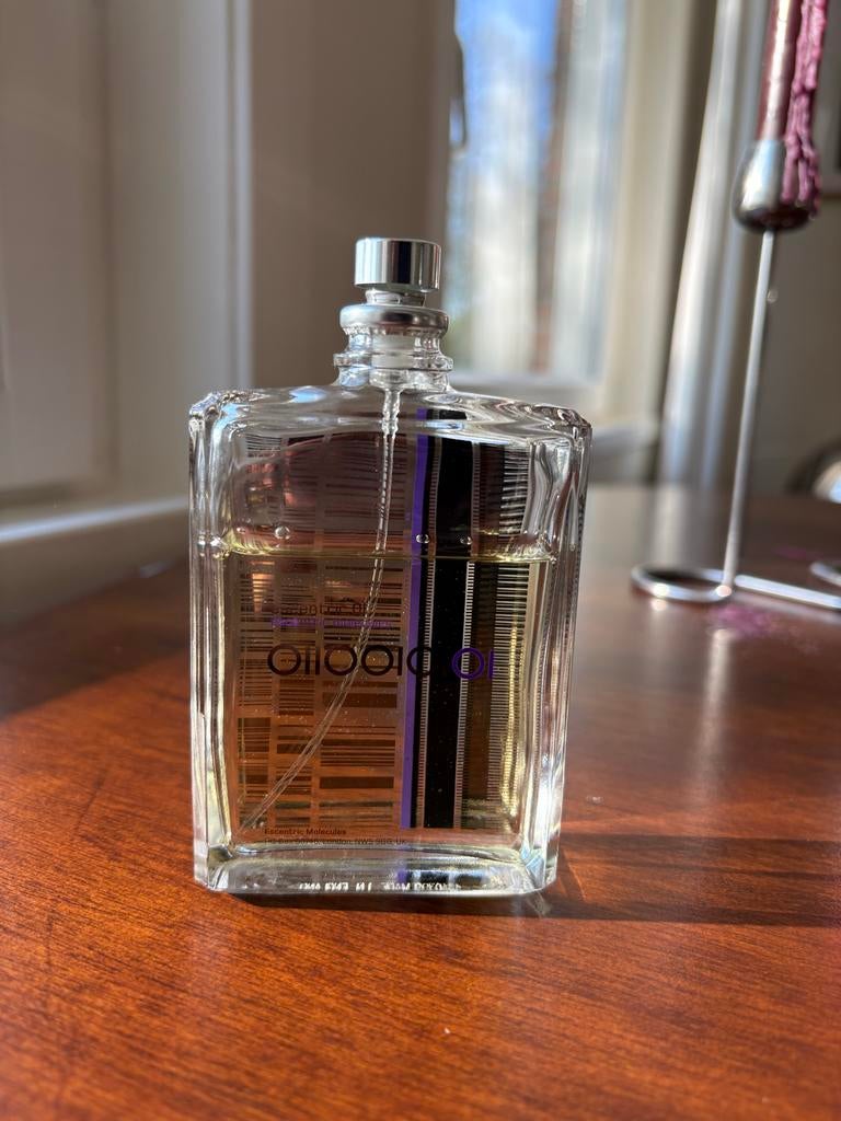 Escentric Molecules Escentric 01 Eau de Toilette 100ml, Ophalen of Verzenden, Zo goed als nieuw