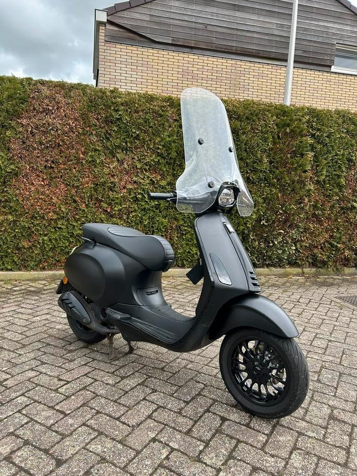 Vespa Spint 80cc, Fietsen en Brommers, Scooters | Vespa, Zo goed als nieuw, Overige modellen, Maximaal 45 km/u, Benzine, Ophalen