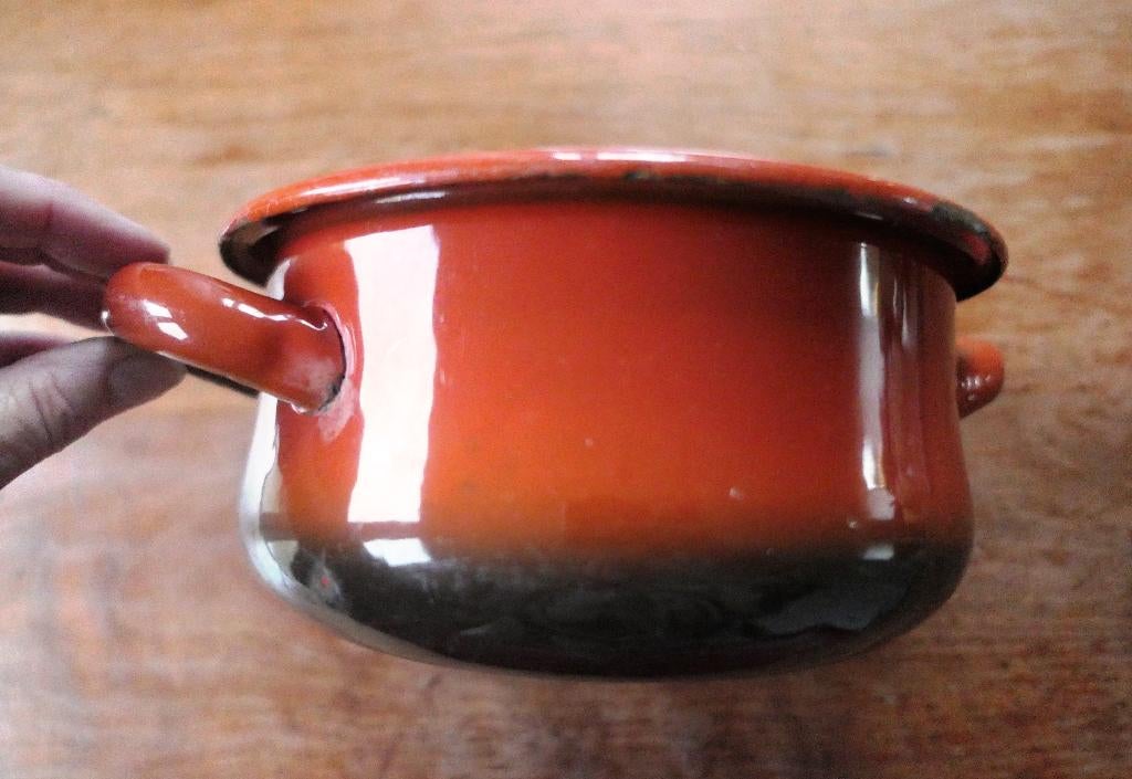 Emaille potje - pannetje in oranje/roest kleur - Vintage, Ophalen of Verzenden