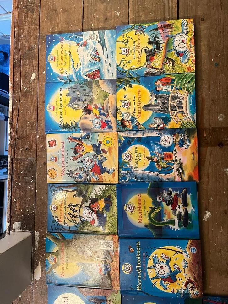 Paul van Loon - Dolfje Weerwolfje - 19 boeken (1 gesigneerd), Boeken, Kinderboeken | Jeugd | onder 10 jaar, Gelezen, Fictie algemeen