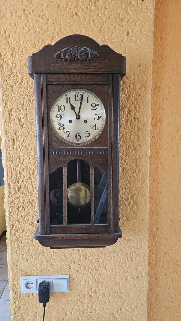 Antieke houten wandklok met slinger, Antiek en Kunst, Antiek | Klokken, Ophalen