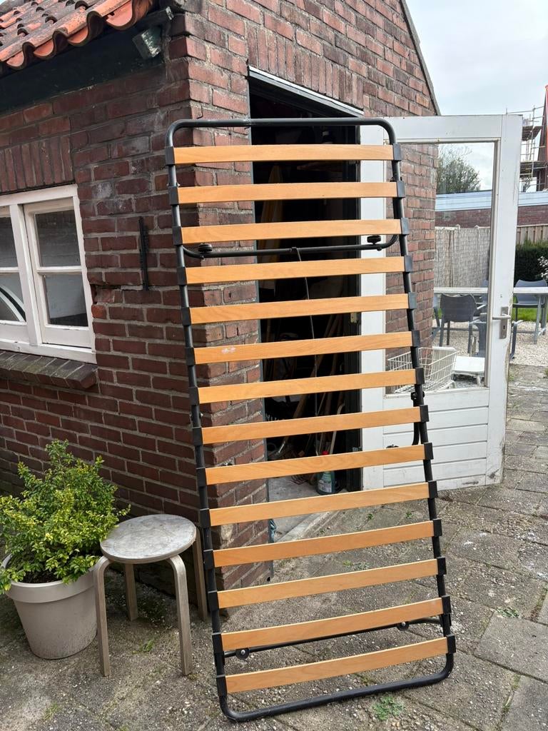 Stretcher / logeerbed / bedbodem, Ophalen, Gebruikt, Eenpersoons, 80 cm