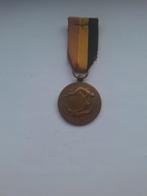 Belgische postzegel en Wereldpostunie medaille 1949, Verzamelen, Verzenden