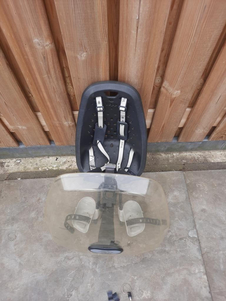 fietsstoeltje Yepp mini met windscherm adapter en sleuteltje, Ophalen, Voetsteuntjes, Yepp (GMG), 0 t/m 18 kg