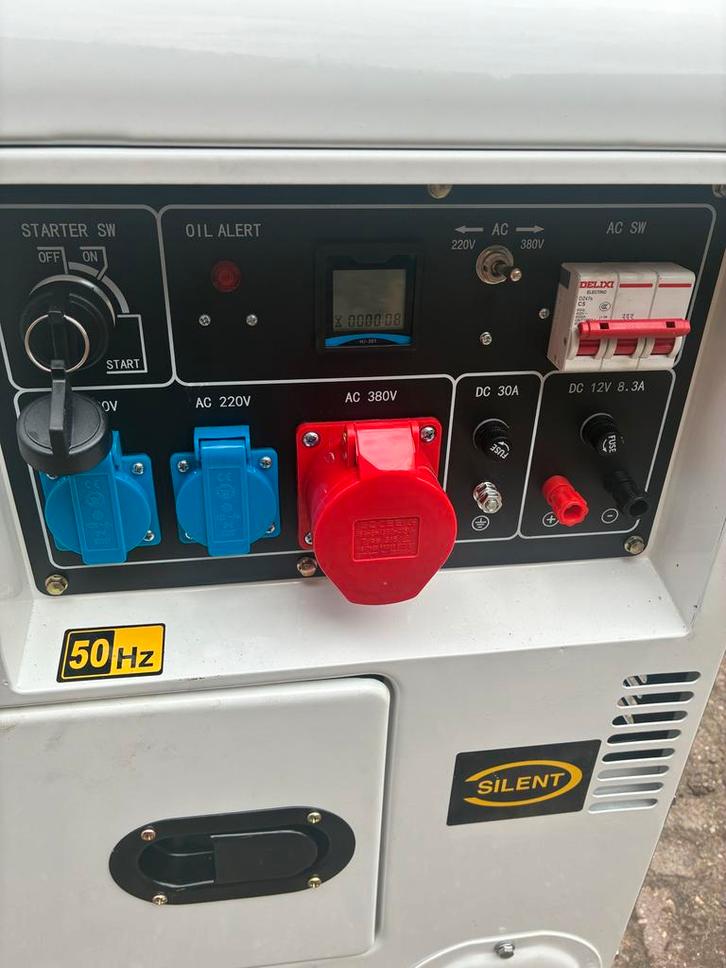 Stille Diesel Aggregaat 50Hz - Nieuwstaat, Doe-het-zelf en Verbouw, Aggregaten, Zo goed als nieuw, Dieselolie, 5 tot 10 kVA, Elektrisch startend