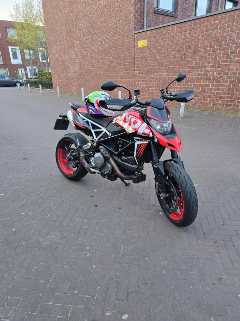 Ducati Hypermotard 950 RVE, Fietsen en Brommers, Ophalen of Verzenden, Zo goed als nieuw, Overige merken