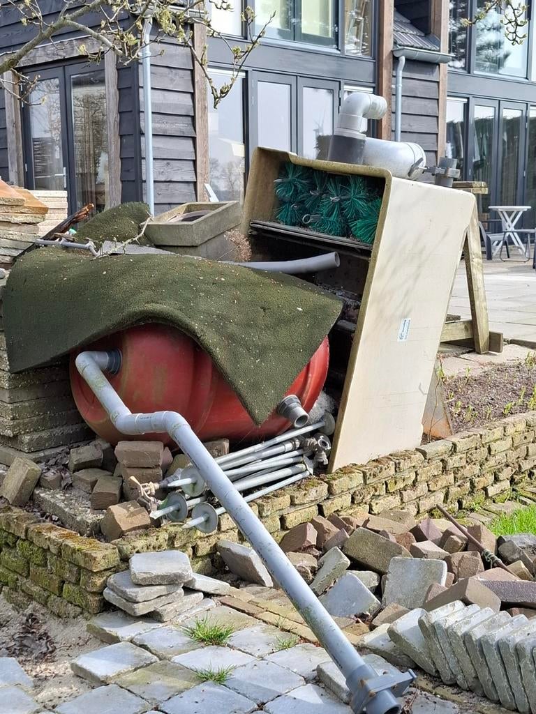 Gebruikt vijverfilter - Diverse onderdelen, Tuin en Terras, Ophalen of Verzenden, Gebruikt, Vijverfilter