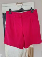 Nieuwe korte broek fuchsia maat 46-48, Kleding | Dames, Broeken en Pantalons, Kort, Maat 46/48 (XL) of groter, Nieuw, Ophalen of Verzenden