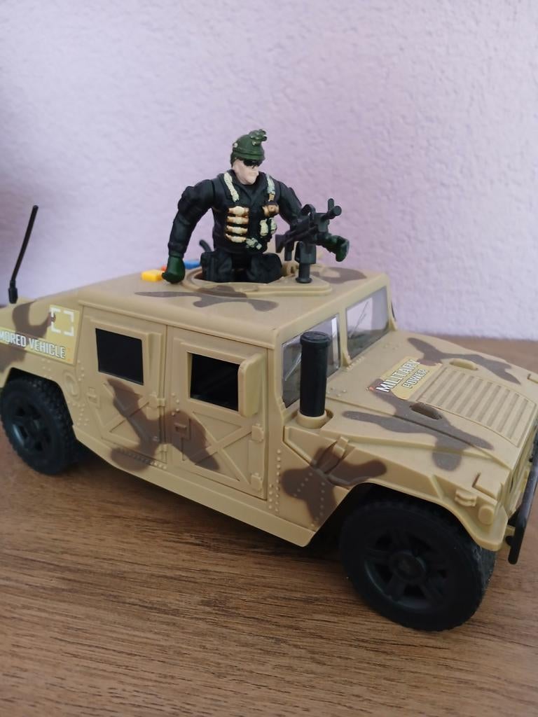 Legervoertuig met licht en geluid, Ophalen