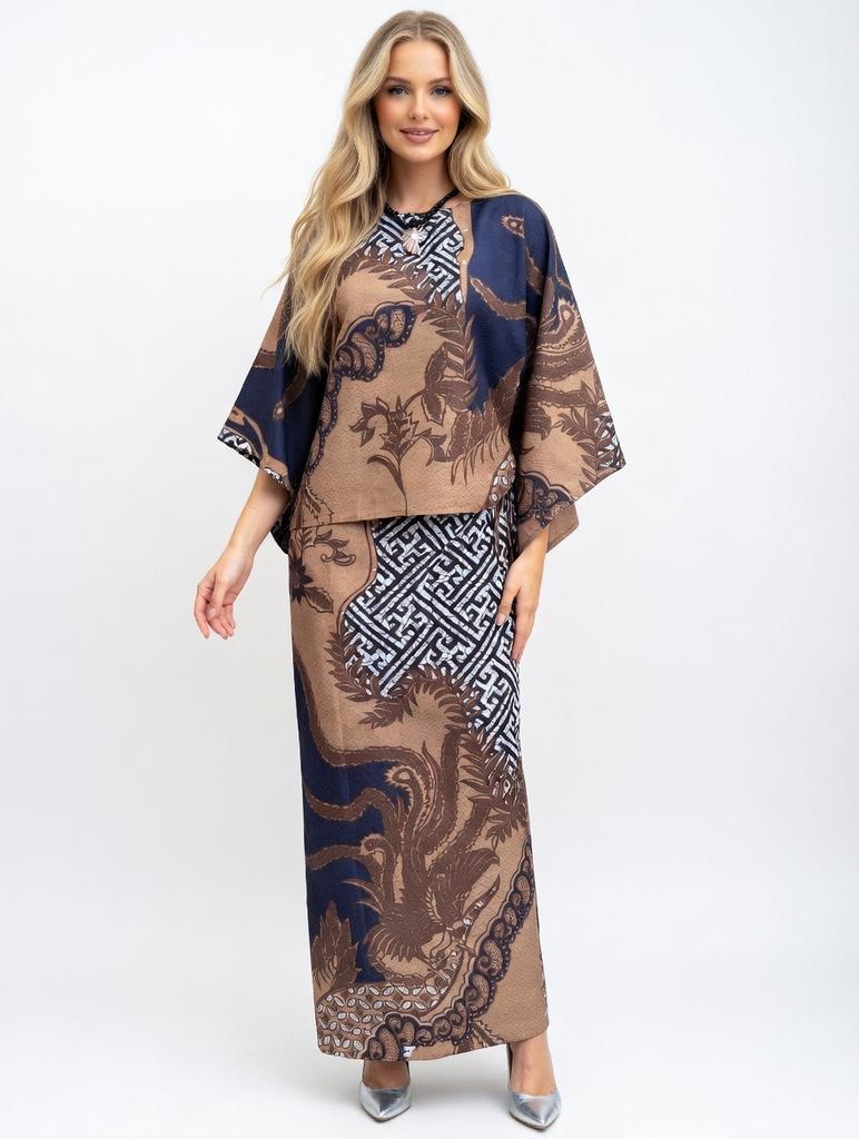 Batik Sutra Voor Vrouw Nieuw Model Van Indonesie, Kleding | Dames, Jurken, Overige kleuren, Maat 42/44 (L), Nieuw, Ophalen of Verzenden