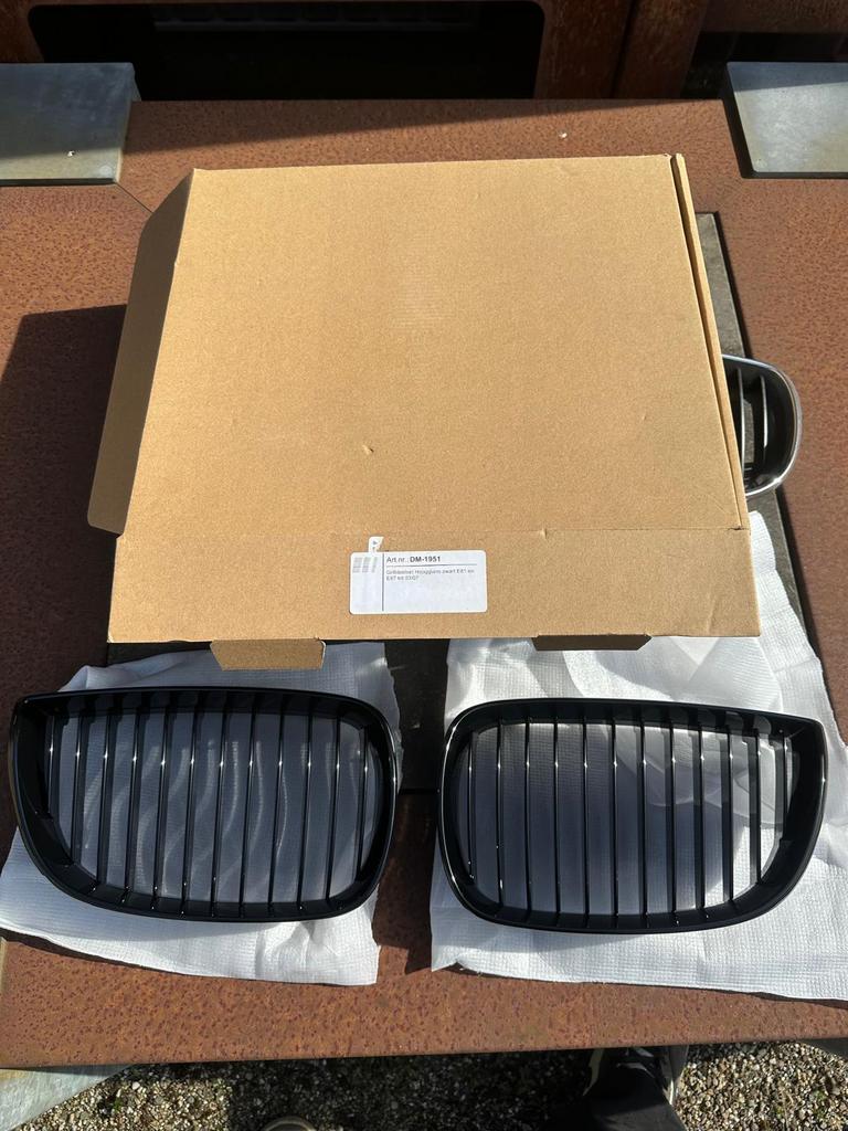 Nieuw Bmw grill set E87, Ophalen, Nieuw, BMW, Bumper