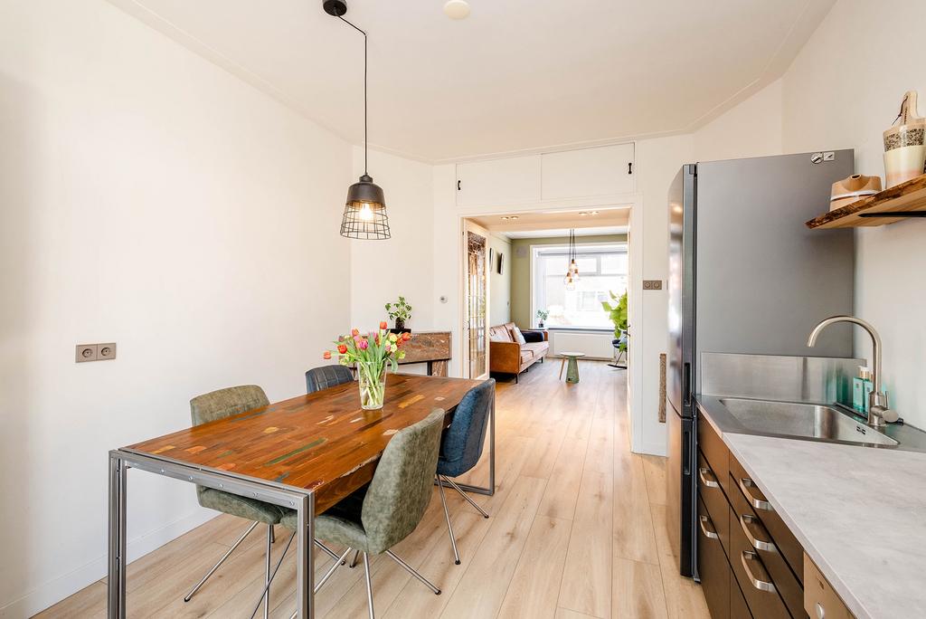 4 eerkamer stoelen moeten deze week weg, Ophalen, Gebruikt, Vier