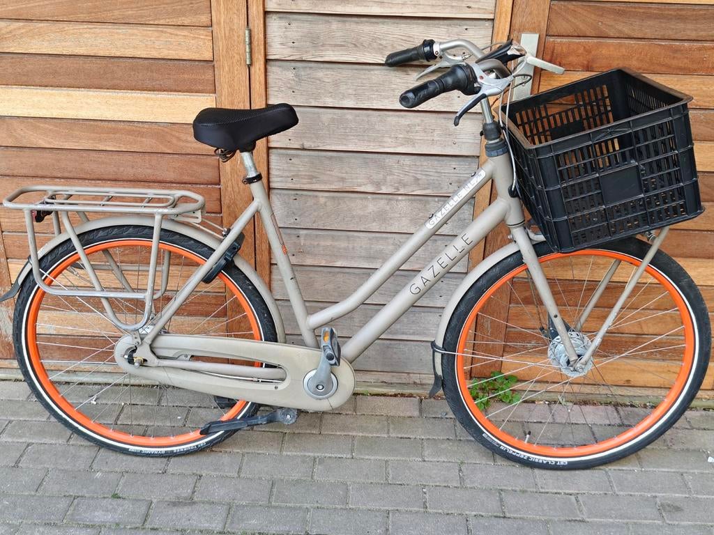Gazelle stadsfiets - rechterrem defect, verder z.g.a.n., Ophalen of Verzenden, Zo goed als nieuw, Gazelle