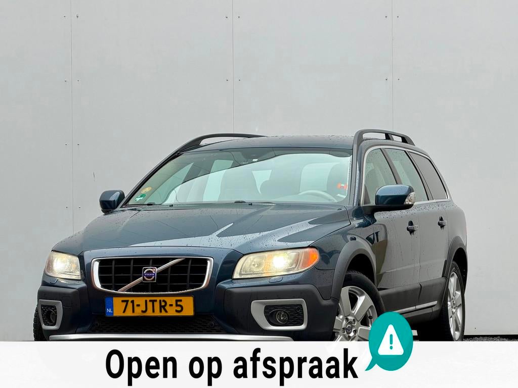 Volvo XC70 2.4 D5 Summum | 2009 | Youngtimer | Automaat |, Auto's, Automaat, Gebruikt, Met garantie (alle), Blauw