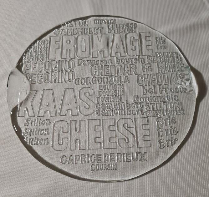 Mooie glazen kaas schaal / bord, Ophalen of Verzenden, Overige stijlen, Glas, Schaal of Schalen