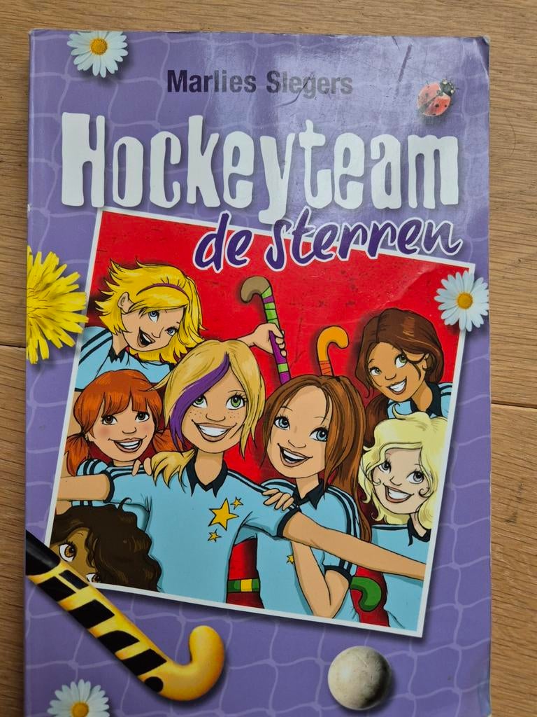 Hockeyteam de Sterren - Marlies Siegers, Boeken, Ophalen of Verzenden, Gelezen, Marlies Siegers, Fictie algemeen