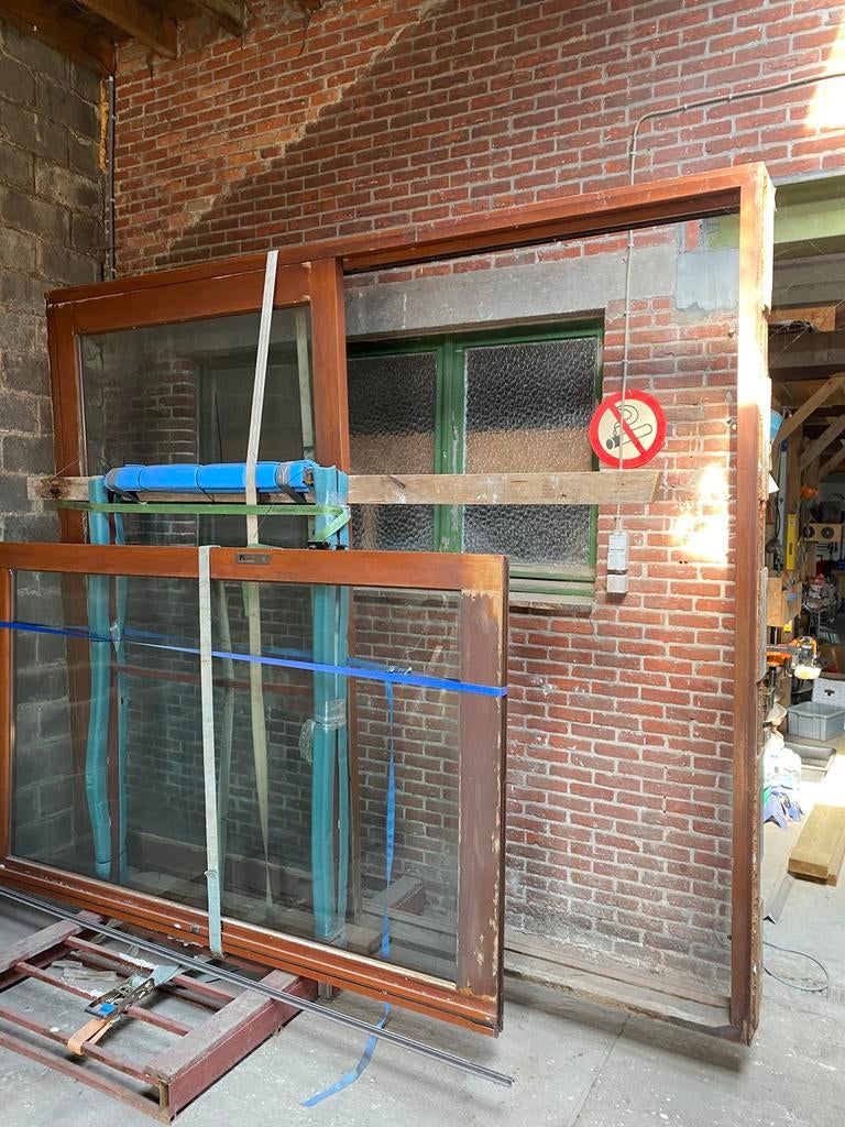 Schuifraam in afzelia, Ophalen, Zo goed als nieuw, Hout, Raamkozijn