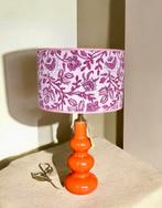 Opvallende lampenvoet met indiase print lampenkap, Ophalen of Verzenden, Zo goed als nieuw, Overige materialen, Minder dan 50 cm