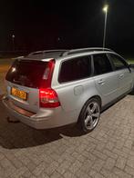 Volvo V50 2.5 T5 AWD Geartronic 2004 Grijs, Auto's, Volvo, Zwart, 700 kg, 2521 cc, 10 km/l
