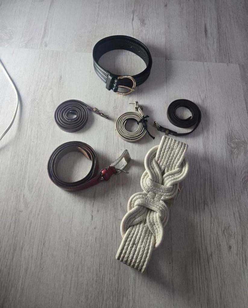 6 dames riemen alles samen €10, Kleding | Dames, Riemen en Ceinturen, Ophalen of Verzenden, Zo goed als nieuw, Zwart, 100 cm of meer