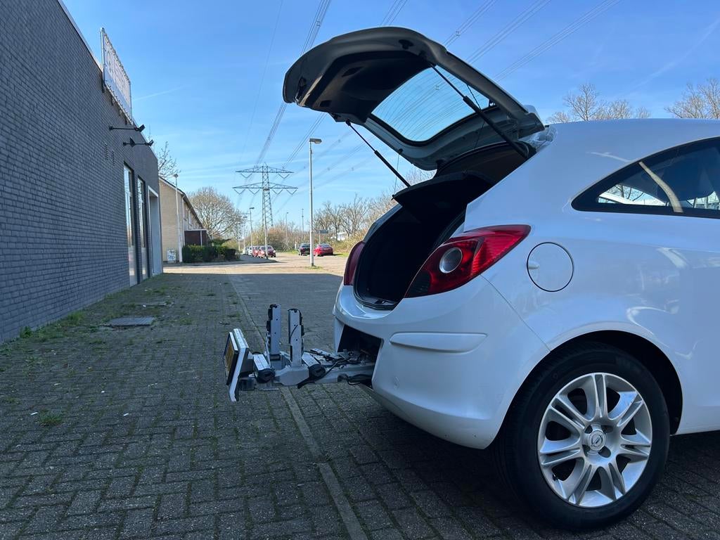 Opel Corsa Selection1.2(zuinig) APK-Airco-Cruiscont-LeerInte, Voorwielaandrijving, 40 €/maand, 4 cilinders, 1229 cc