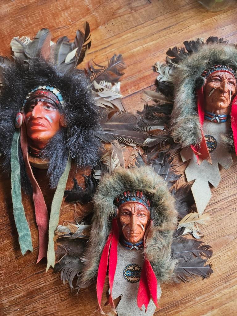 Setje indianen voor aan de wand, Ophalen of Verzenden