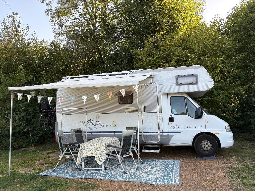 Fiat Ducato Familiecamper “Betsy” – 6 zitplaatsen met gordel, Alkoof, Kluisje, Fiat, Particulier