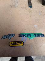 Piaggio skr embleem zip arrow 125cc 180cc, Motoren, Ophalen of Verzenden