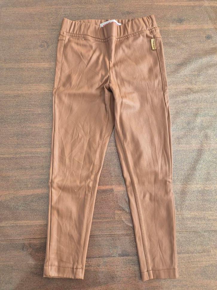 Vingino bruine broek maat 104, Kinderen en Baby's, Kinderkleding | Maat 104, Gebruikt, Meisje, Broek, Ophalen of Verzenden