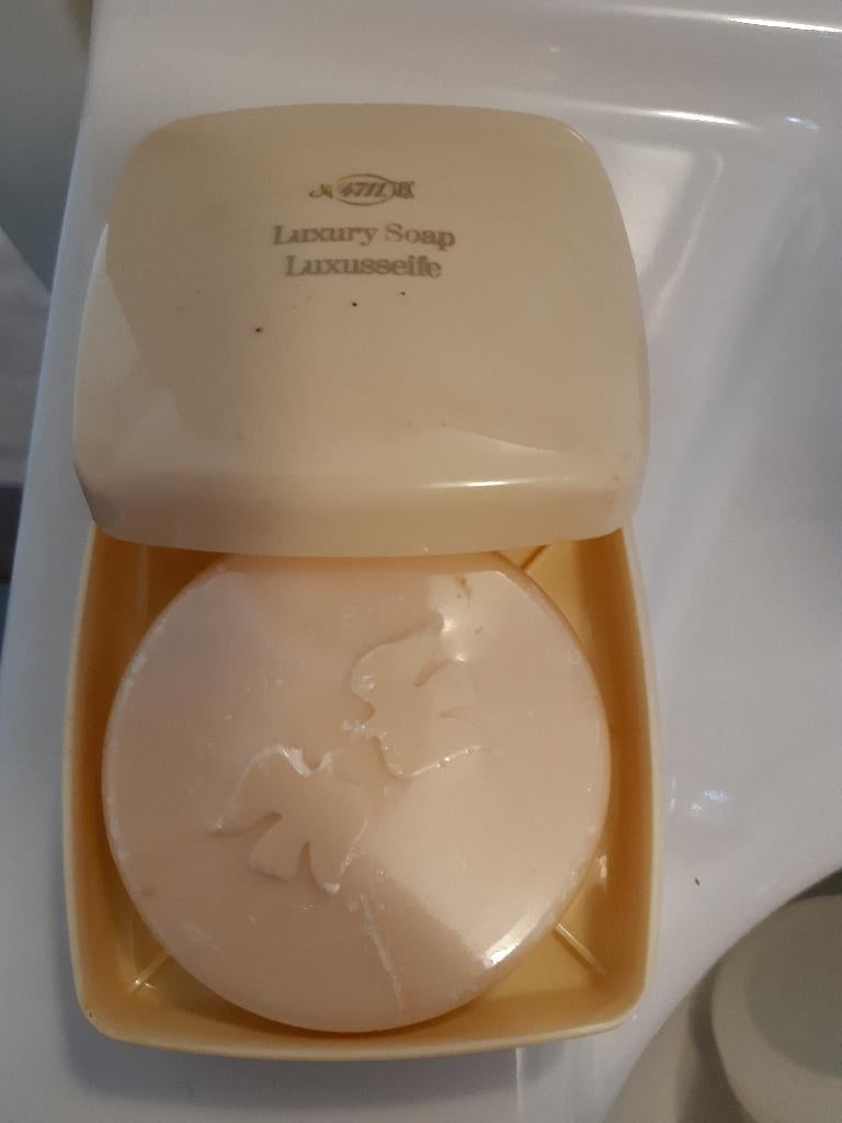 lekkere zeep in doosje nieuw, Sieraden, Tassen en Uiterlijk, Uiterlijk | Lichaamsverzorging, Ophalen of Verzenden, Nieuw, Bad & Douche