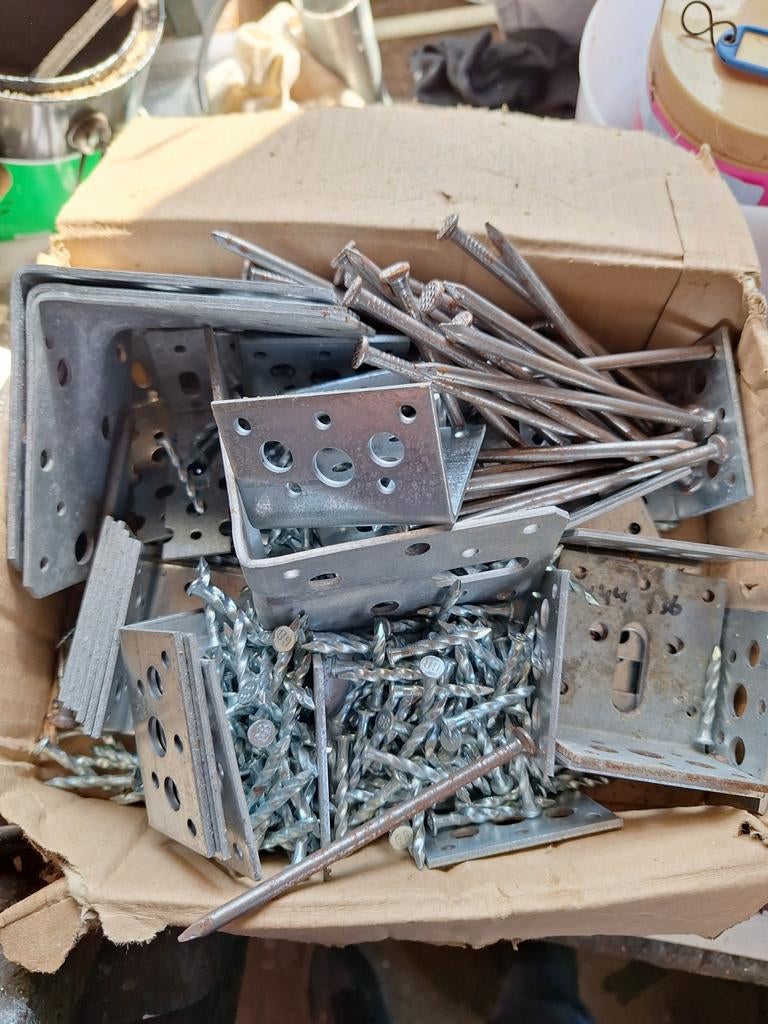 Overbodig geworden, Doe-het-zelf en Verbouw, IJzerwaren en Bevestigingsmiddelen, Ophalen of Verzenden