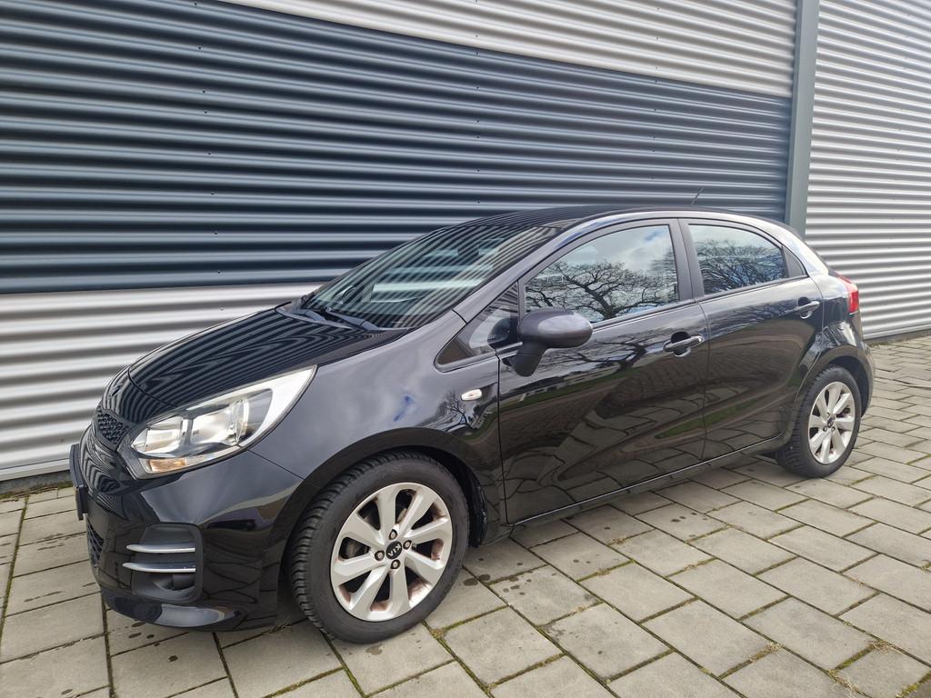 Kia Rio 1.2 CVVT ComfortLine Climatronic, afneembare trekhaa, Auto's, Kia, 1027 kg, Euro 6, 4 cilinders, Zwart