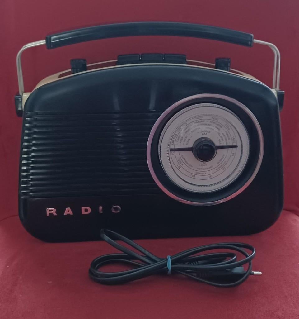Retro FM/AM radio, Ophalen of Verzenden, Gebruikt, Radio