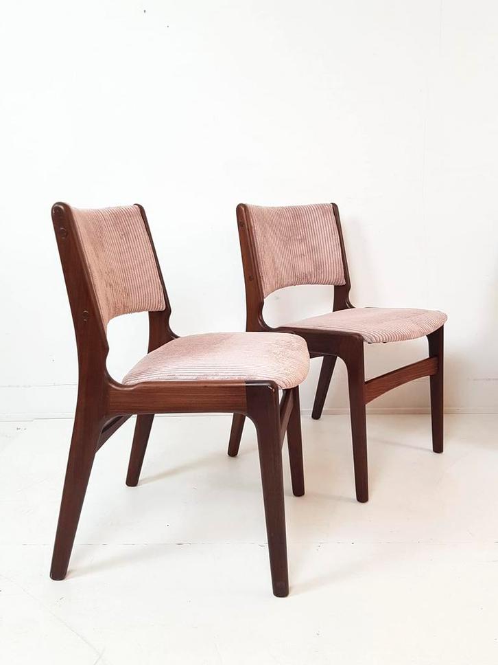 2 4 6 8 roze Deense Erik Buch stoelen model 89 teak nieuw, Huis en Inrichting, Stoelen, Zo goed als nieuw, Vijf, Zes of meer stoelen