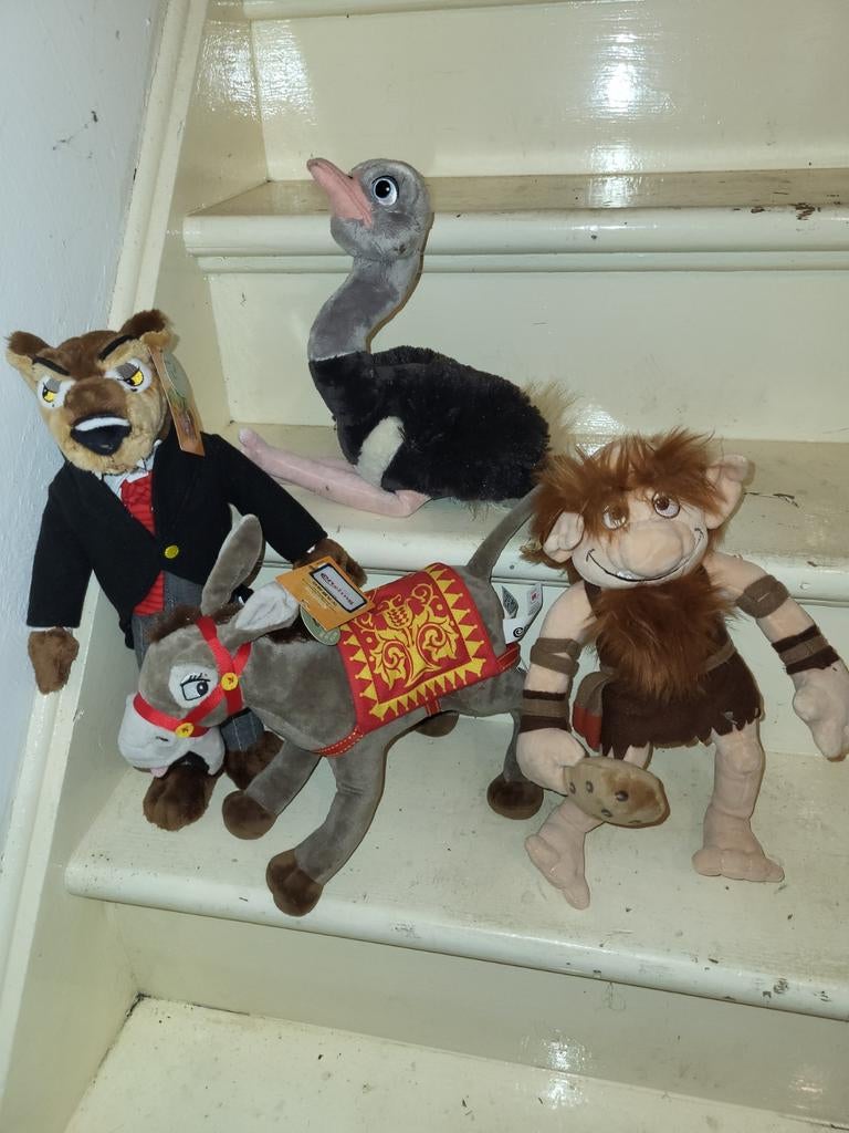 Leuke knuffels efeteling. wolf, ezel, struisvogel en trol, Ophalen of Verzenden, Zo goed als nieuw, Overige typen