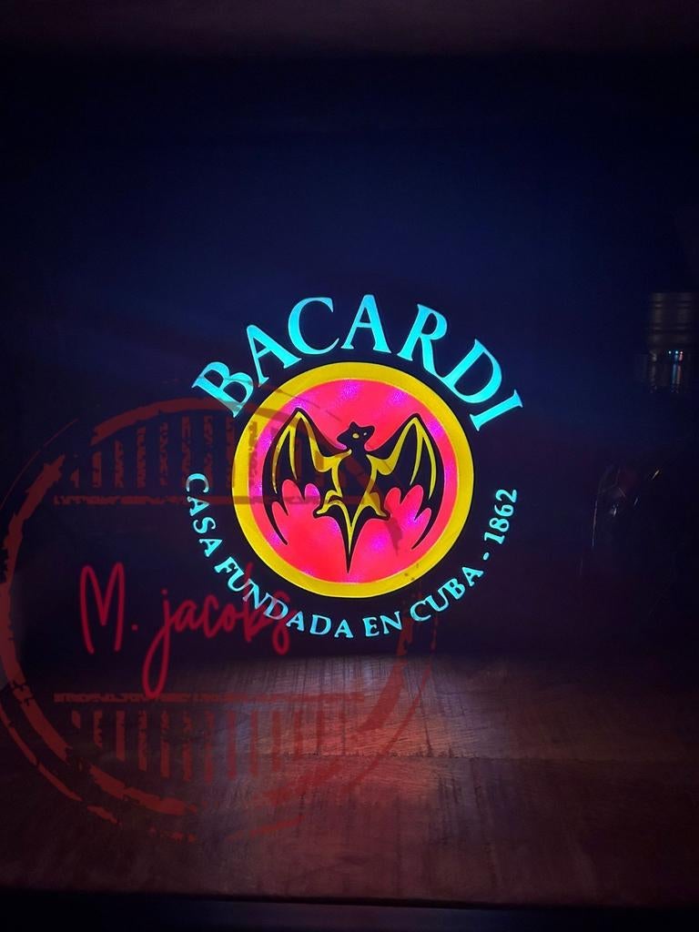 Bacardi LED lichtbak - Bar decoratie, Ophalen of Verzenden, Nieuw, Lichtbak of (neon) lamp