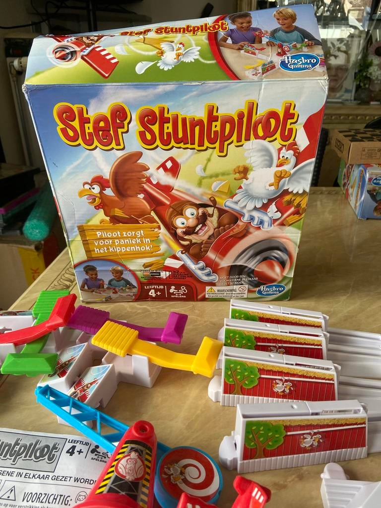 Stef Stuntpiloot - Leuk familiespel voor jong en oud!, Ophalen of Verzenden, Gebruikt, Jongen of Meisje