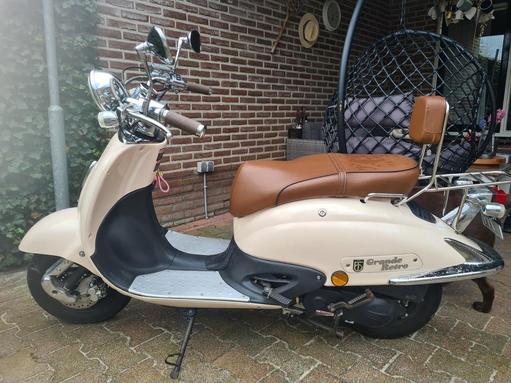 Grande Retro Snorscooter -, Ophalen, Benzine, Overige merken