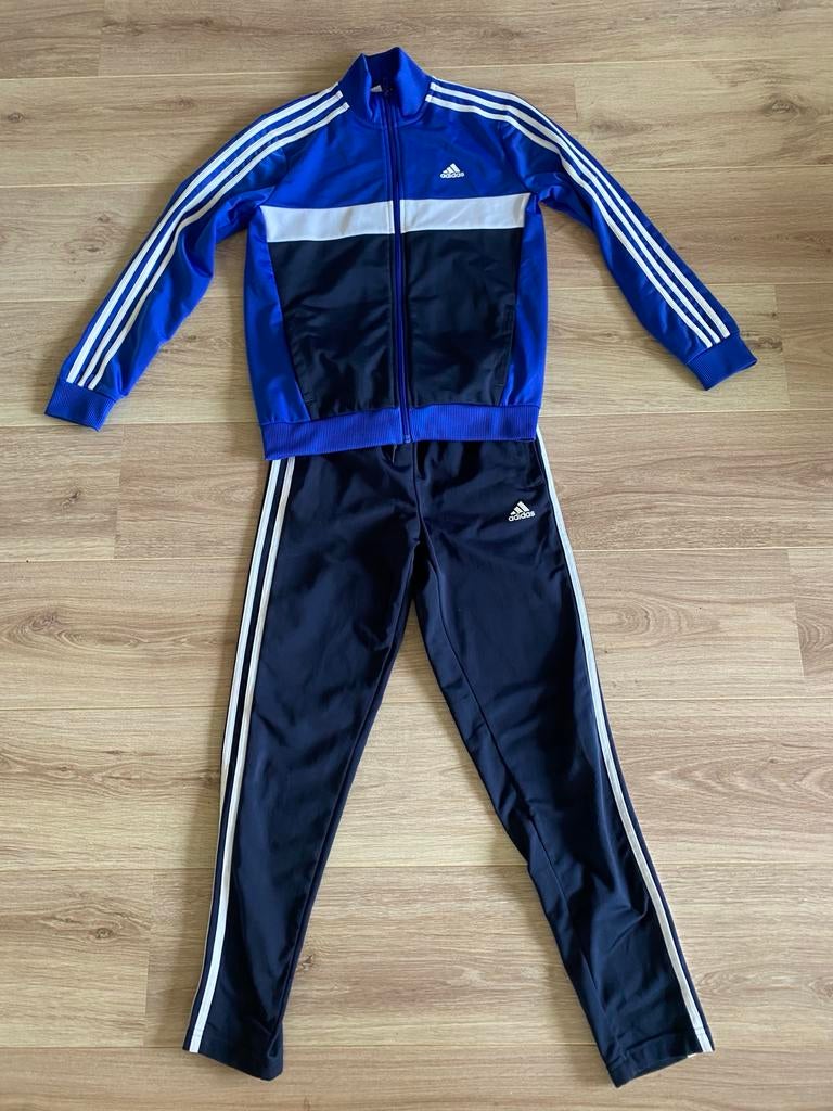 Adidas trainingspak maat 152, Ophalen of Verzenden, Gebruikt, Jongen of Meisje, Setje