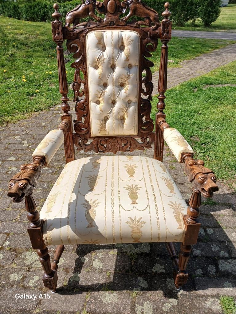 Prachtige antieke stoel met houtsnijwerk., Antiek en Kunst, Antiek | Meubels | Stoelen en Banken, Ophalen