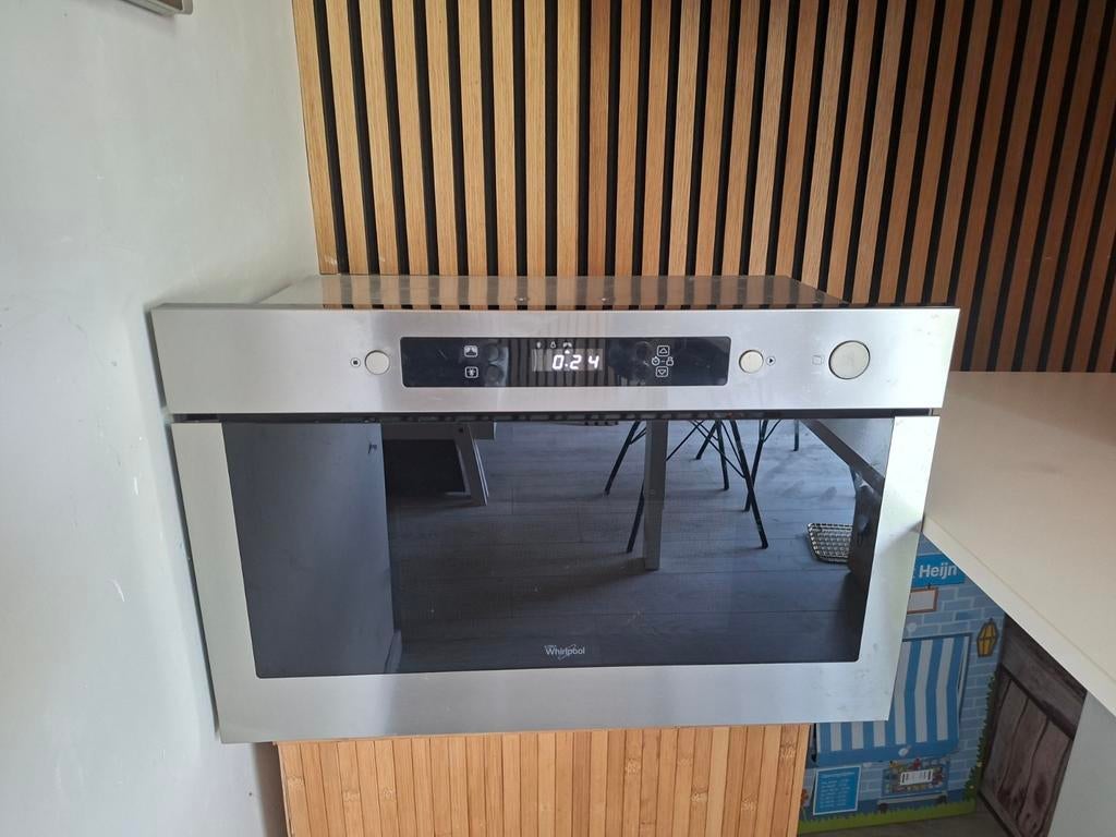 Inbouwmagnetron Whirlpool, Witgoed en Apparatuur, Ovens, Ophalen, Zo goed als nieuw, Draaiplateau, 45 tot 60 cm