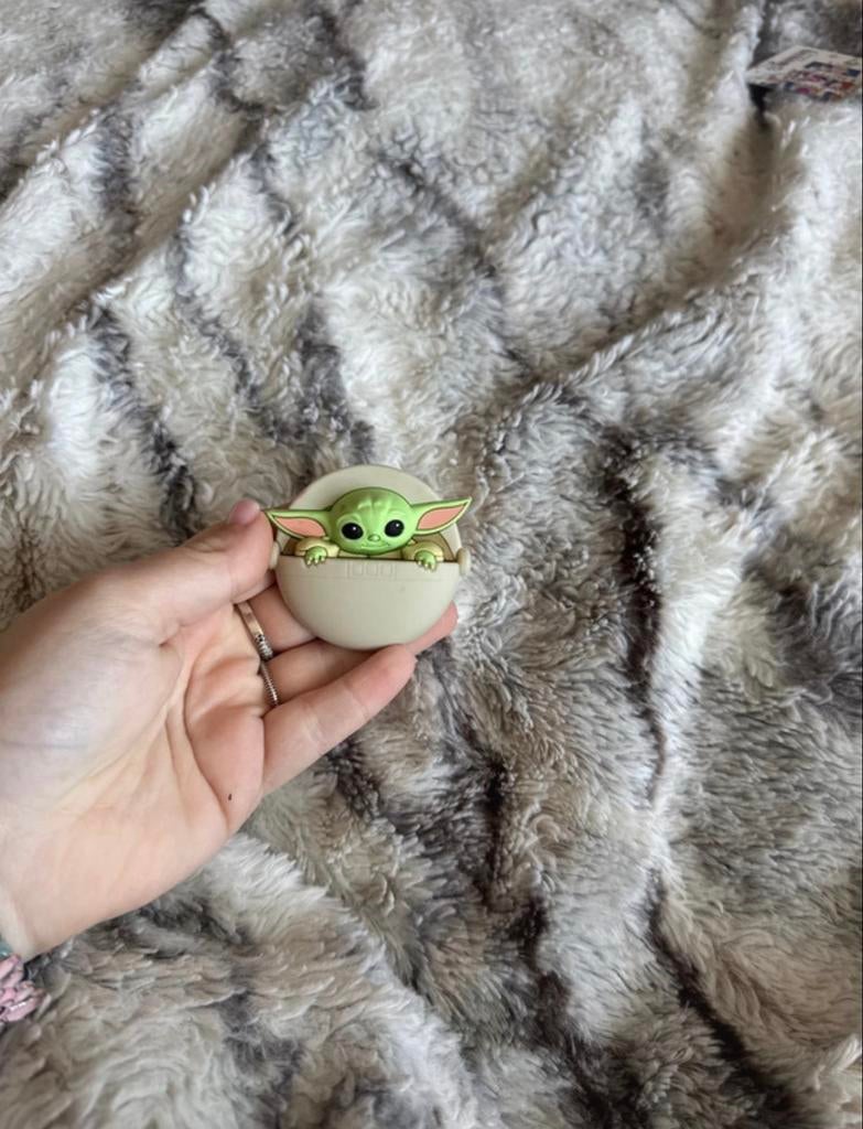 Baby Yoda Grogu magneet in ei - Disney Star Wars, Verzamelen, Disney, Ophalen of Verzenden, Nieuw