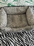 Honden mandje, Ophalen, Zo goed als nieuw