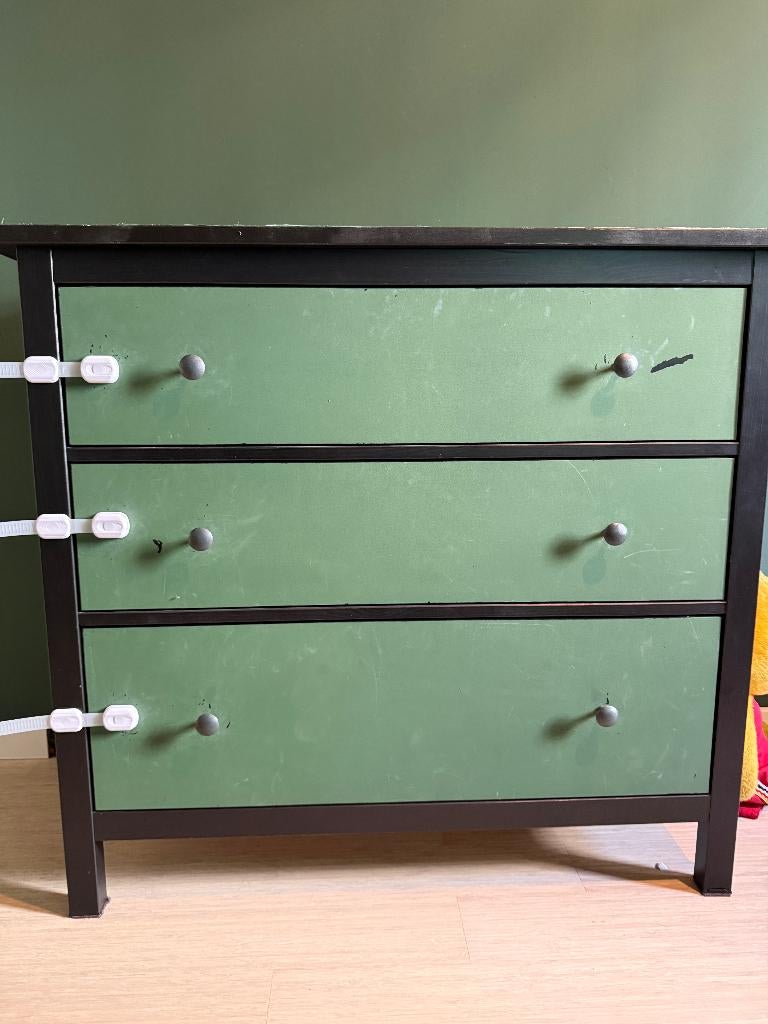 Hemnes | Ladekast 3 lades, Ophalen, Gebruikt, 100 tot 150 cm, Traditional